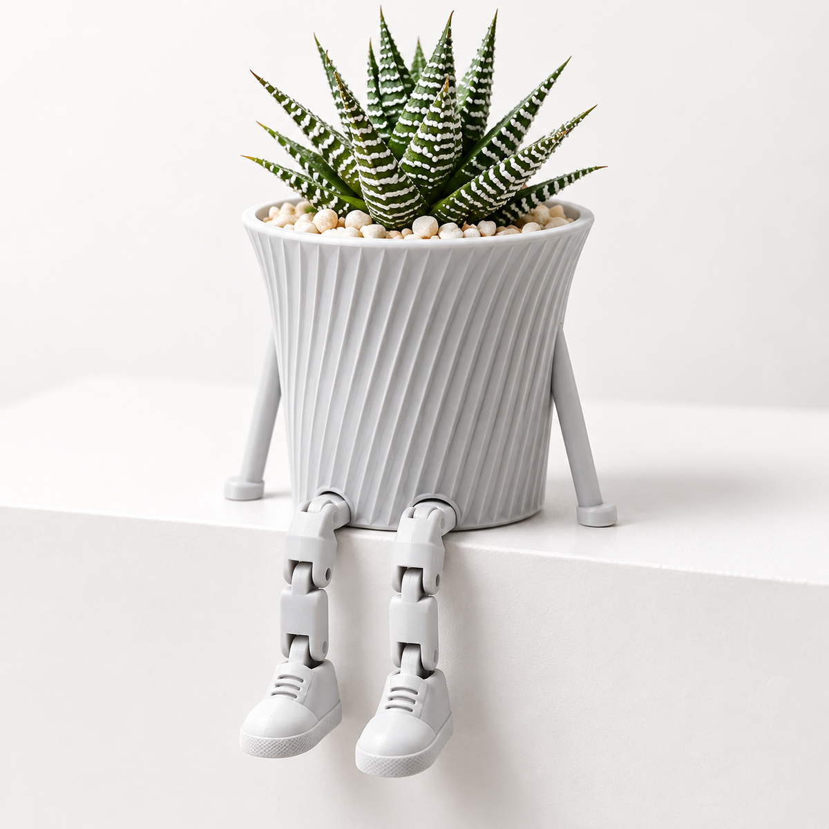 🌿 Cute Leggy Succulent Planter – Modern Hanging Leg Plant Pot for Home & Desk Decor